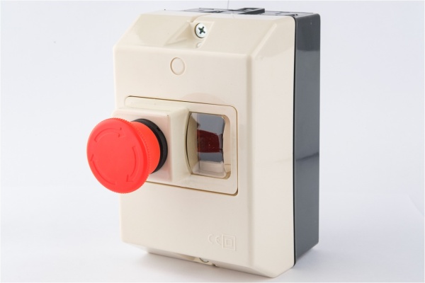 Корпус SDM7-32X-WPBS, изолированный, серый, с мембраной и кнопкой STOP, для SDM7-32X, IP55