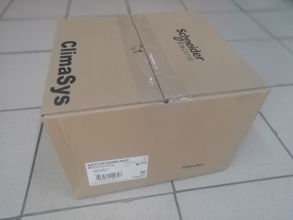 ФИЛЬТРУЮЩИЙ ВЕНТИЛЯТОР IP54 780M3/Ч 230В ЦВЕТ RAL7035 NSYCVF850M230PF