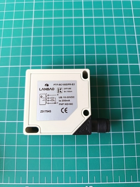 LANBAO PTF-BC100DPR-E2 оптический датчик 50x50x17мм 10-30DC PNP NO+NC Sn=1м разъём М12 (D-тип)