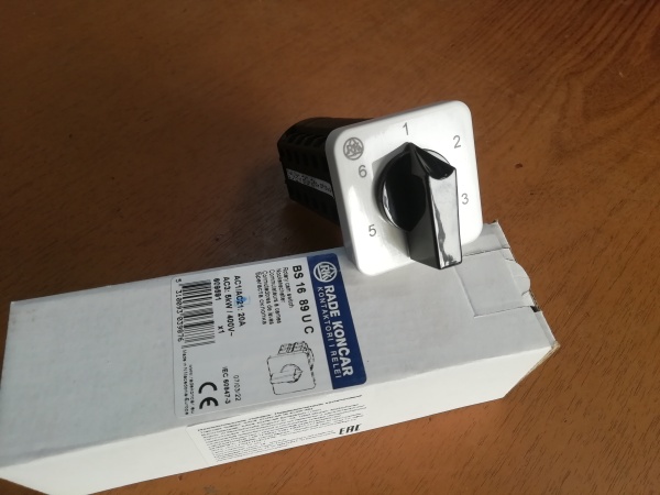 Переключатель BS 16 89 U, 2P, 20A, тип 1-2-3-4-5-6, 2NO на 1_6, на дверь, фронт IP40