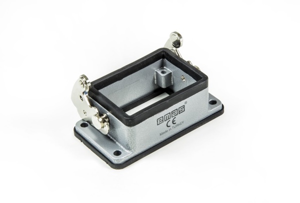 Кожух (монтаж на перегородке) металлический, нижний ввод, фиксаторы металл, IP65