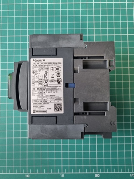 3P КОНТАКТОР AC3 440В 50A КАТУШКА УПР. 220В AC 50/60ГЦ