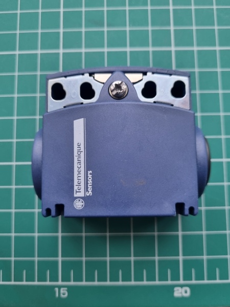 ПЛАСТ. КОРПУС С БЕЗИНЕРЦ. 1НО+1НЗ М16