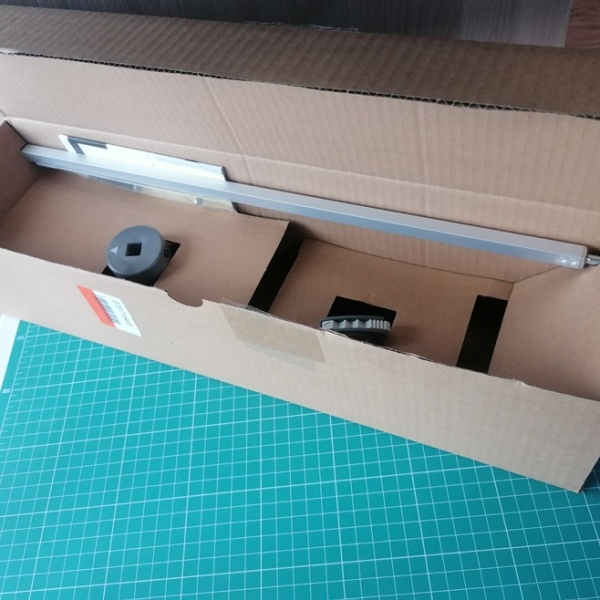 Рукоятка выносная поворотная RHE для стационарного/втычного XT1 и XT3, IP40 к-т основание ось 500mm рукоятка на дверь серая