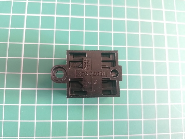 КОНТАКТ НЗ НО XES-P2051