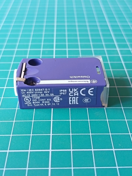 МЕТАЛ. КОРПУС ДЛЯ БЕЗИНЕРЦ. 1НО+1НЗ ZCMD21 МЕТАЛ. КОРПУС ДЛЯ БЕЗИНЕРЦ. 1НО+1НЗ ZCMD21