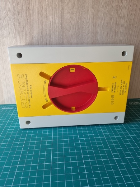 Выключатель нагрузки аварийный Scame 3P 63A IP66/IP69