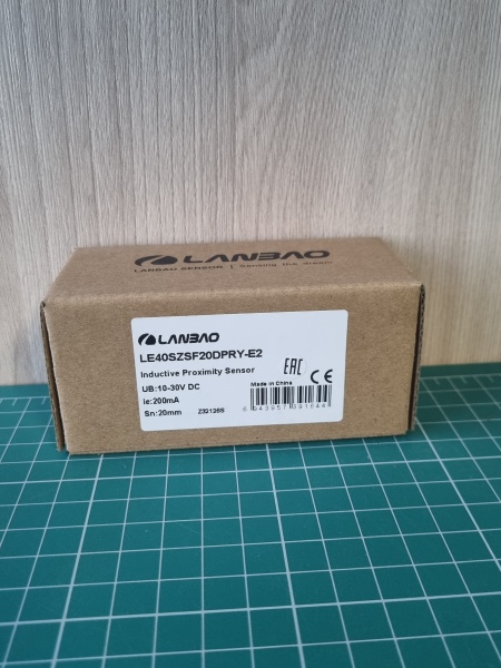 LANBAO LE40SZSF20DPRY-E2 индуктивный датчик 40x40x66мм PNP NO/NC Sn=20мм разъем M12