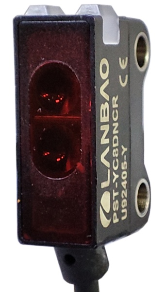 LANBAO PST-DC25DPCR Рефлекторный датчик 25 см (ненастраиваемое), красный светодиод, PNP, NC, 10…30 D