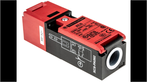 ЗАЩИТНЫЙ ВЫКЛЮЧАТЕЛЬ NC+NO XCS-PA592