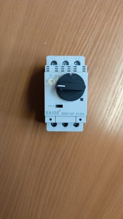 Авт. выключатель SDM7-32P-25, 3P, In=25A, 690VAC, Icu=15kA, Ie=20_25A, Ii=12In, CLASS 10A, управление рукояткой