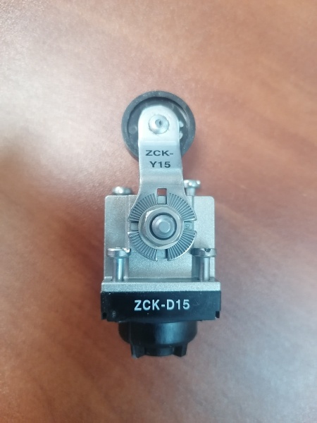 ГОЛОВКА ZCK-D15 КОНЦЕВОГО ВЫКЛЮЧАТЕЛЯ ZCK D15 (ZCKD15)