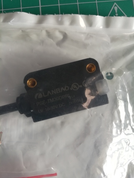 LANBAO PSE-TM30DPRL оптический 32,5x10,6x20мм PNP NO/NC лазер Sn=30м (T-тип) кабель2м приемник