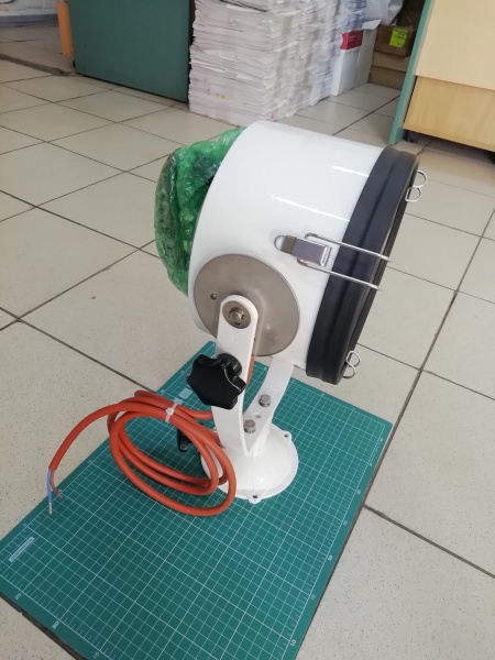 Прожектор морской поисковый 70Вт Famor