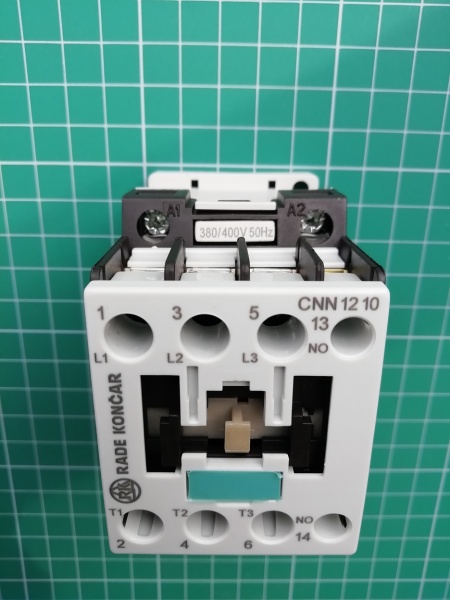 Контактор CNN 12 10 380/400V 50Hz, 3P, 12A/(25A по AC-1), 5.7kW(400VAC), 380/400VAC, 1NO