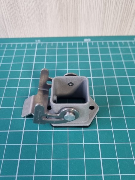 Корпус разъема, размер H3A, приборный, с фиксатором, металл, IP65, RAL 7037