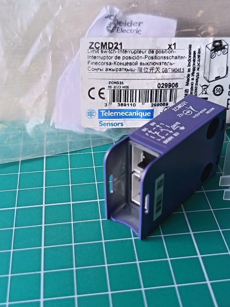 МЕТАЛ. КОРПУС ДЛЯ БЕЗИНЕРЦ. 1НО+1НЗ ZCMD21 МЕТАЛ. КОРПУС ДЛЯ БЕЗИНЕРЦ. 1НО+1НЗ ZCMD21