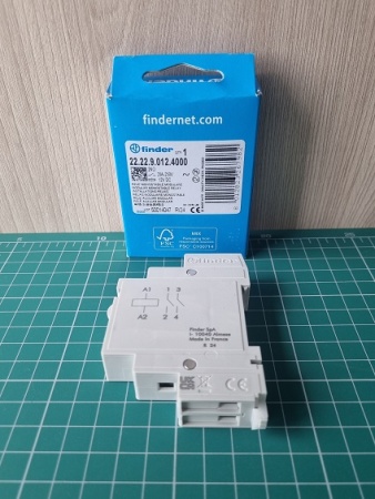 Контактор модульный 20А, 2 NO катушка 12V DC 222290124000
