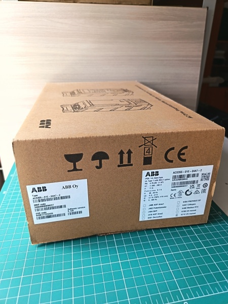 Преобразователь частоты LV AC machinery drive module, IEC: Pn 0.75 kW, 4.7 A (ACS355-01E-04A7-2) без панели управления