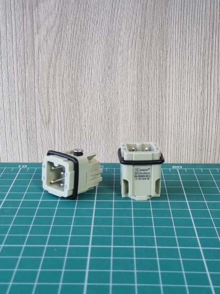 Вставка контактная, размер H3A, тип вилка, 3P+PE, 10A, 230/400V, винтовой зажим