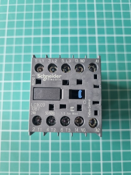 КОНТАКТОР K 3P,9 A,НО,24V 50/60ГЦ