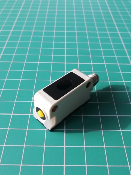 LANBAO PSE-CM3DPB-E3 оптический датчик 32,5x20x10,6мм PNP NO/NC Sn=3м (D-тип TOF) разъем M8