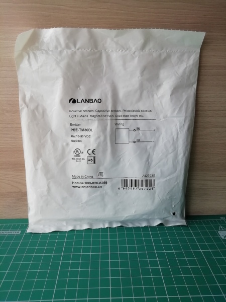 LANBAO PSE-TM30DL оптический датчик 32,5x10,6x20мм лазер Sn=30м (T-тип) кабель 2м излучатель