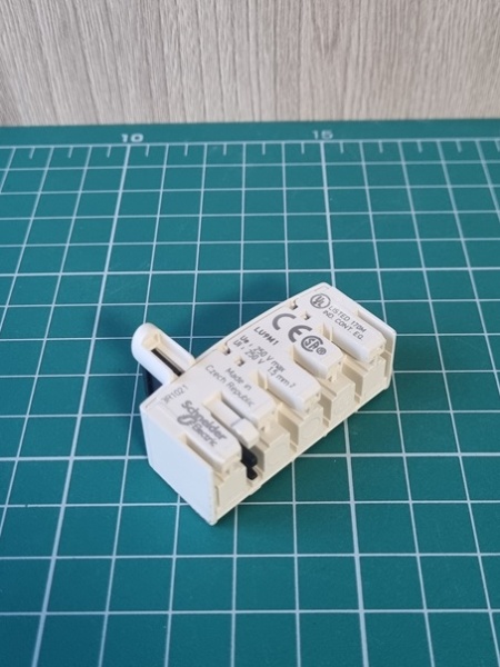 КЛЕМ.БЛОК ЦУ ДЛЯ LU2 MB0/BB0/BA0, LU6MB0