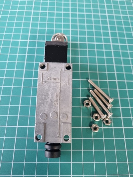 LANBAO LSAR-8104 концевой выключатель NO/NC роликовый рычаг