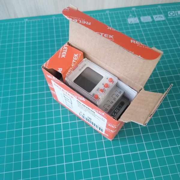 Реле контроля напр. RD-MVS3N, 3P+N L-N 125_300VAC, 2CO, 8A(250VAC), обрыв, черед., Umin+Umax, асимметр., 0.1_30s, LCD, 2M