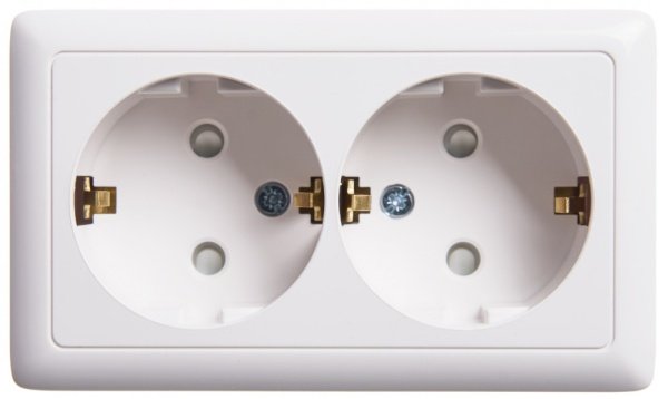ХИТ О/У РОЗЕТКА двойная с заземлением со шторками, ИЗОЛ.ПЛ., 16А, БЕЛЫЙ