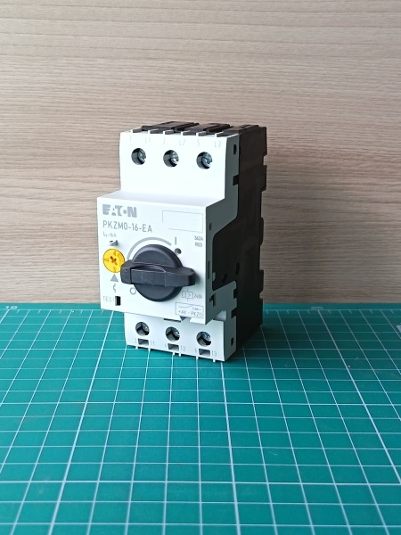 Авт. выключатель PKZM0-16-EA, 3P, In=16A, 690VAC, Icu=50kA/400V, It=10_16A, Ie=15.5In, 7.5kW(415VAC), CLASS 10A, управление рукояткой